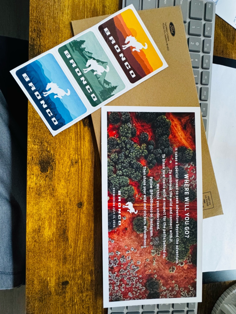 2020 Official Ford Bronco Mailer in original packaging *RARE* accessories